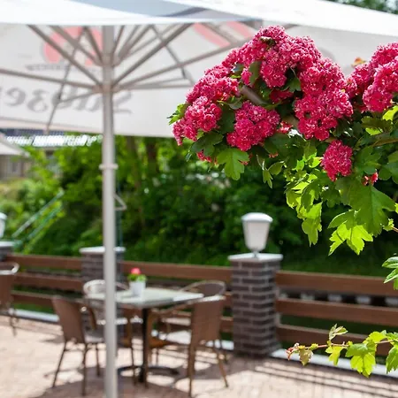 祖木罗温旅馆 Strasen