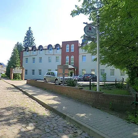 Hotel Seehotel Zum Löwen Strasen